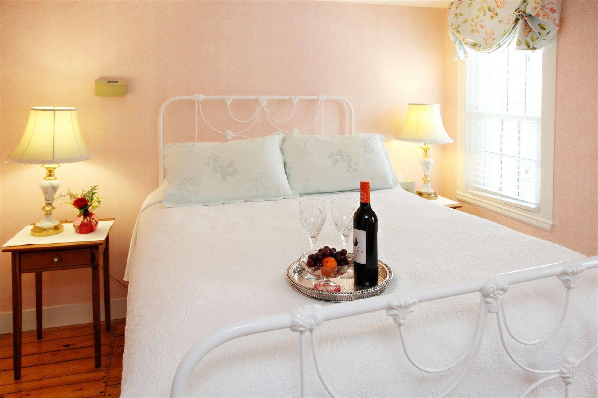 The Inn At Yarmouth Port (Adults Only) Eksteriør billede